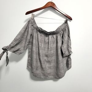 Dex Off The Shoulder Shirt - Size US M